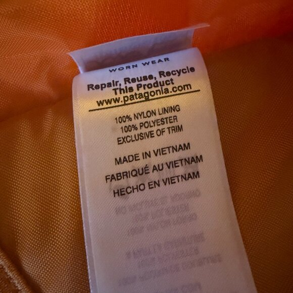 Patagonia Atom 8L Sling Bag Backpack Purple Plum and Seafoam Blue VGUC Hiking - Picture 6 of 6